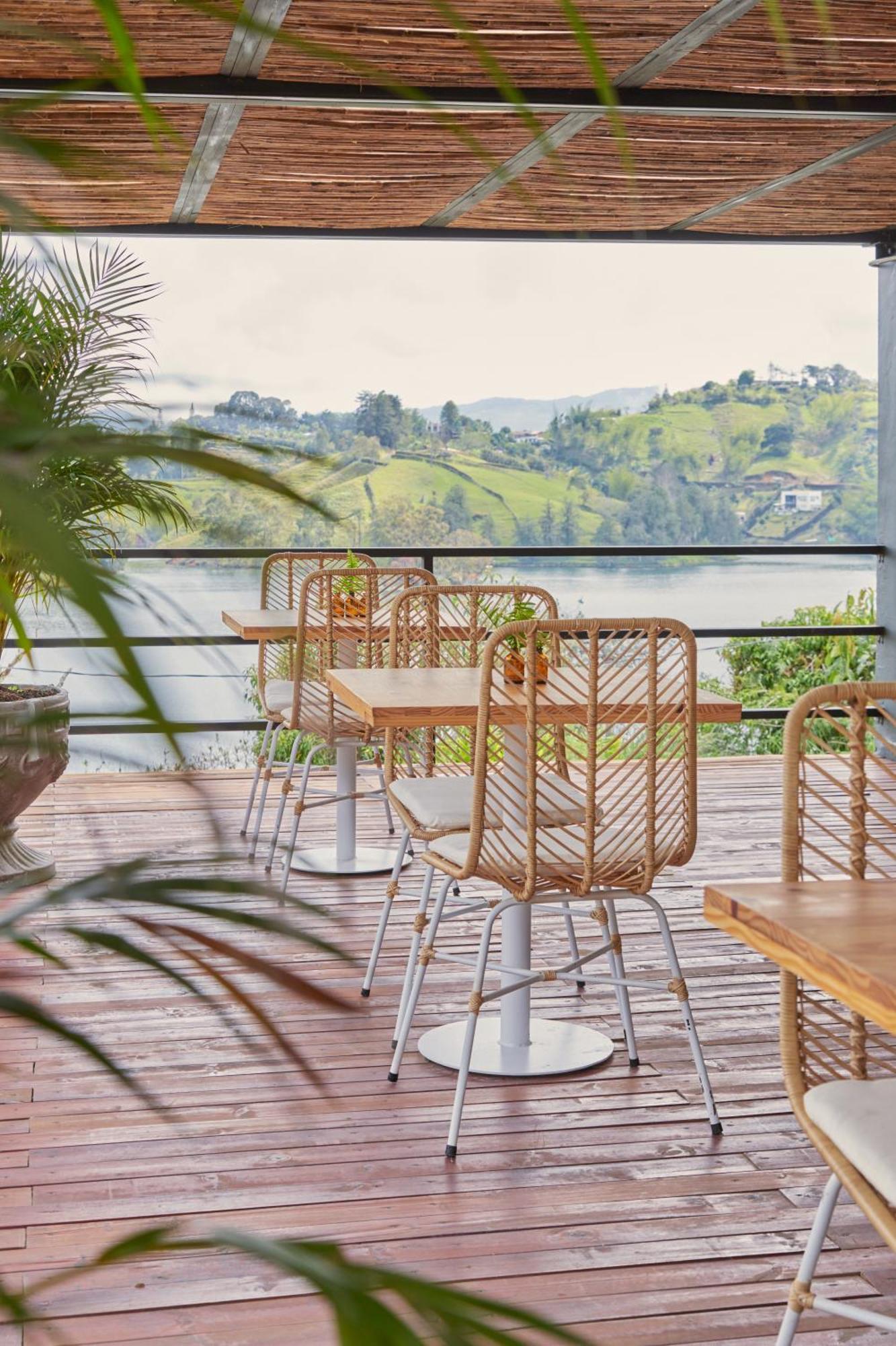 La Pausa Hotelbistro Guatapé Екстериор снимка